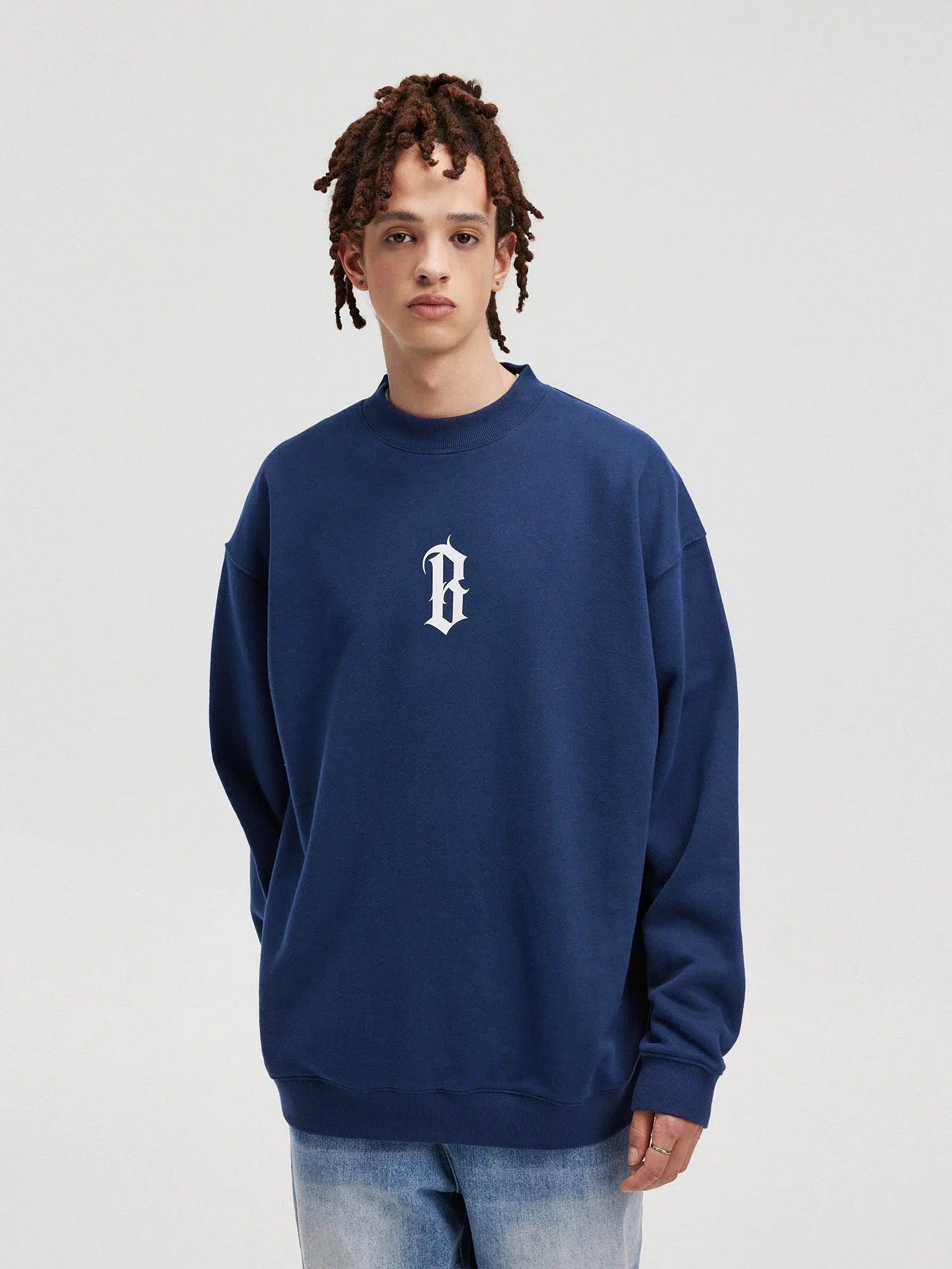 Gothic B Foam Print Round Neck Heavyweight Loose Pullover Sweatshirt